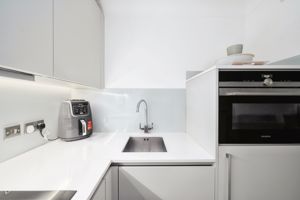 KITCHEN- click for photo gallery